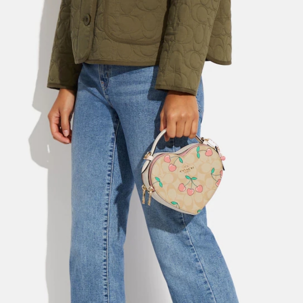 Coach Heart Crossbody In Signature Canvas With Heart Cherry Print New With Tags! - Picture 2 of 14